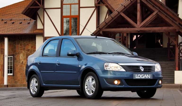 Расход топлива Рено Логан (Renault Logan): 1,4-1,6 +отзывы владельцев