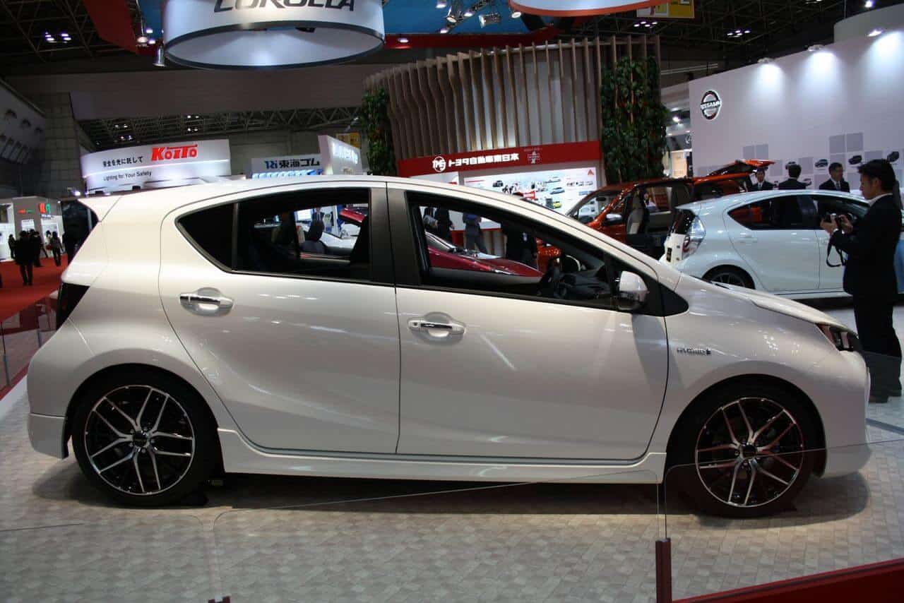 Чистокровный японец. В продажу поступает второй рестайлинг Toyota Aqua