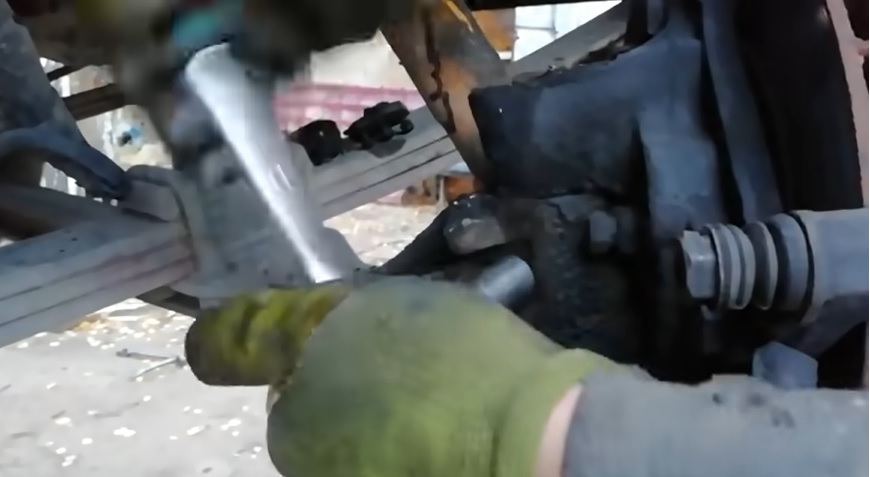 Как заменить шкворни на газели шаг 6