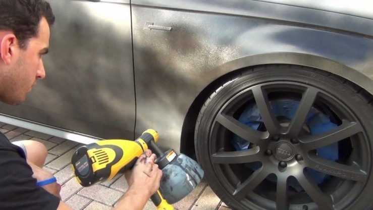 Процесс покраски авто электрокраскопультом