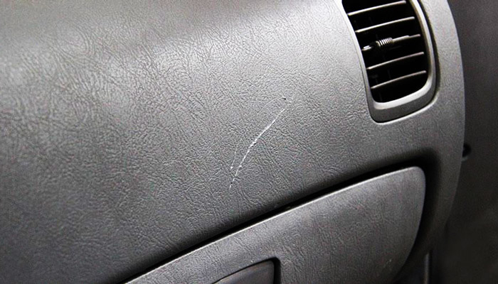 Восстановление пластика салона автомобиля