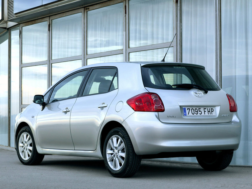 Toyota auris