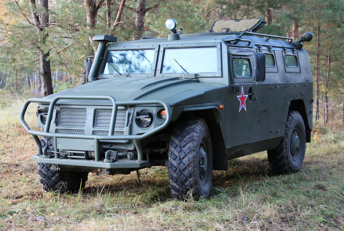 фото бронеавтомобиля Тигр