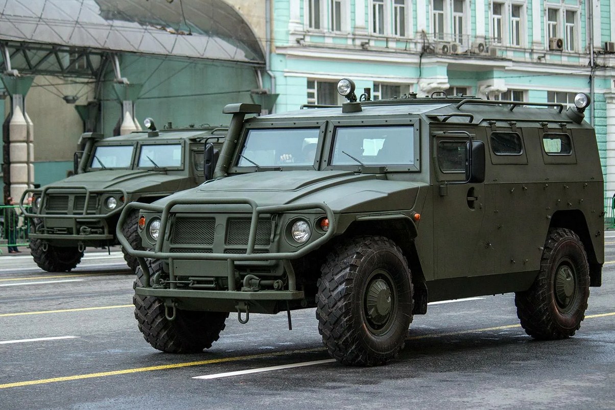 фото бронеавтомобиля Тигр