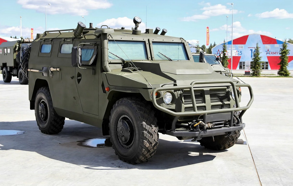 фото бронеавтомобиля Тигр