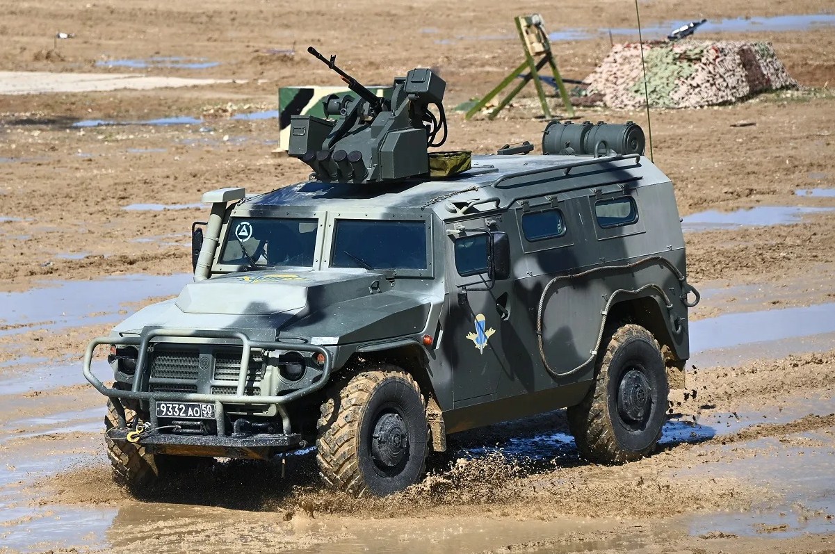 фото бронеавтомобиля Тигр