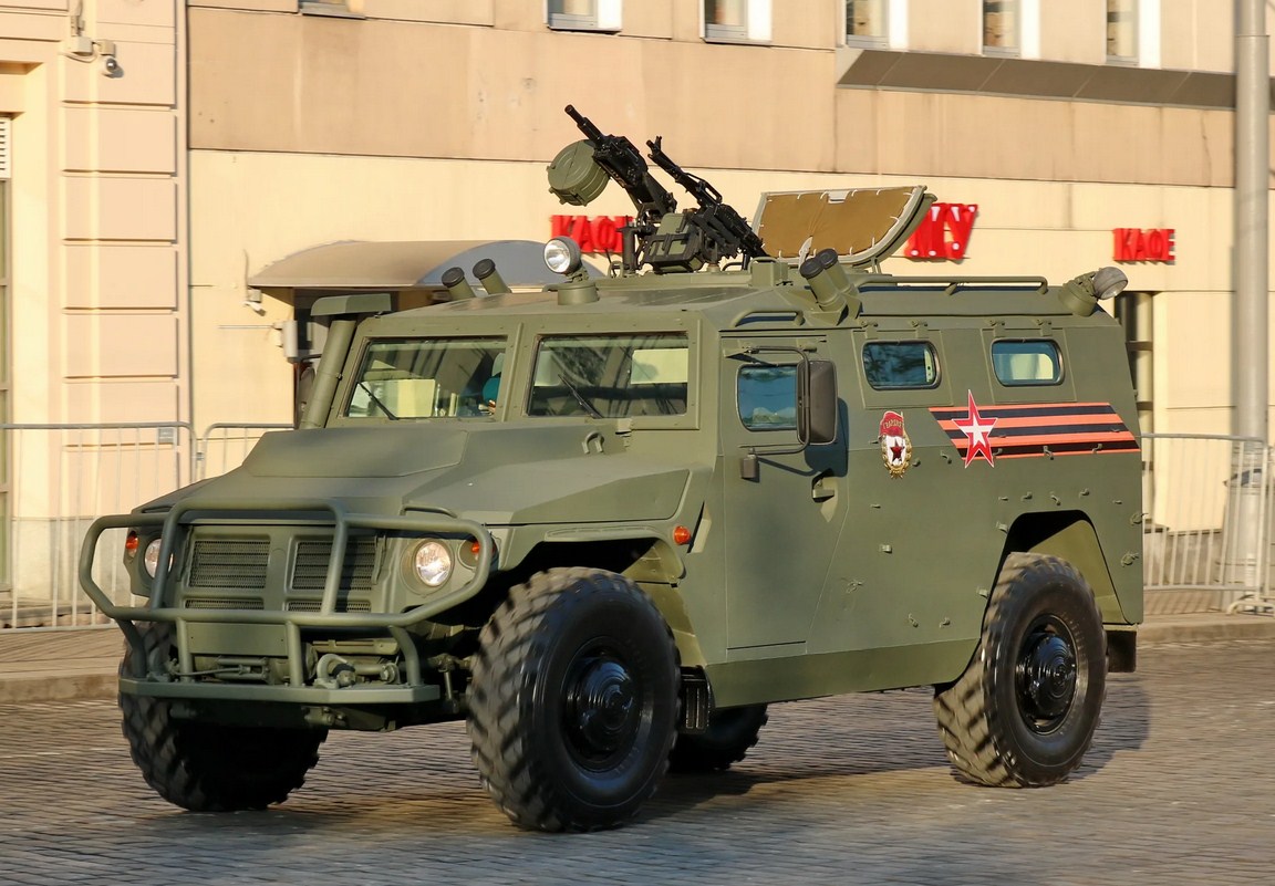 фото бронеавтомобиля Тигр
