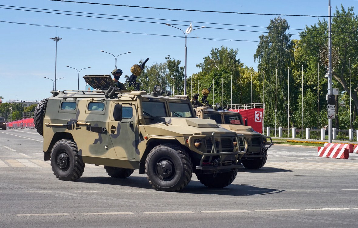 фото бронеавтомобиля Тигр