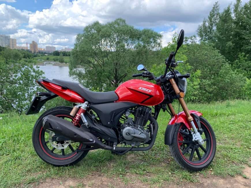 Stels flame 200
